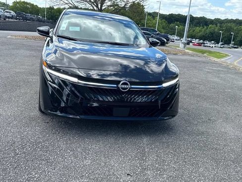 New 2026 Nissan Sentra SV w/ SV Convenience Package FWD image 9