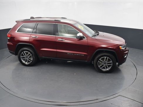 Used 2021 Jeep Grand Cherokee Limited image 42