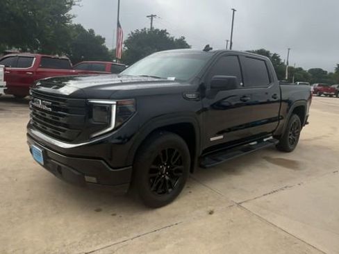 Used 2026 GMC Sierra 1500 Elevation w/ LPO, Elevation Black Package RWD image 4