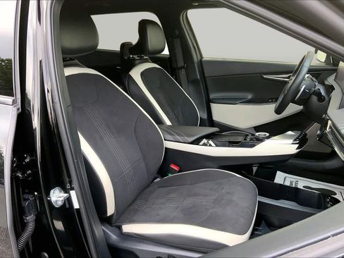 Used 2023 Kia EV6 GT-Line w/ GT-Line Suede Seat Package AWD/4WD image 8