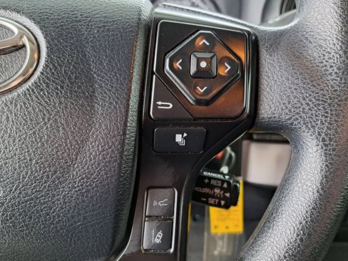 Used 2023 Toyota Tacoma SR image 11