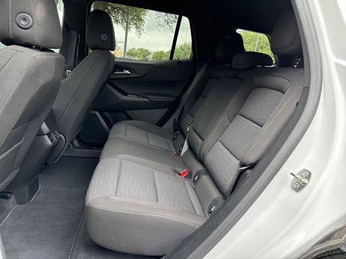 Used 2025 Chevrolet Equinox LT image 21