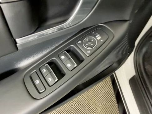 Used 2023 Hyundai Sonata SEL w/ Cargo Package FWD image 19