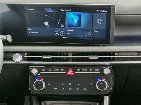 Used 2025 Hyundai Tucson SEL FWD image 15