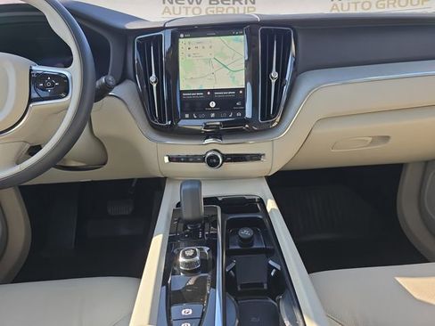 Certified 2024 Volvo XC60 B5 Plus w/ Protection Package Premier AWD/4WD image 11