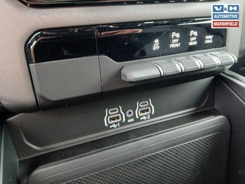 New 2026 RAM 1500 Big Horn w/ Night Edition AWD/4WD image 26