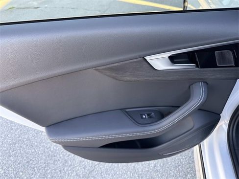 Used 2024 Audi A4 2.0T allroad Premium Plus w/ Premium Plus Package image 25