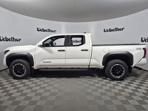 New 2026 Toyota Tacoma TRD Off-Road AWD/4WD image 4