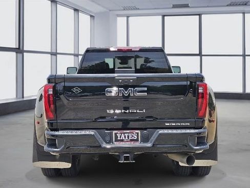 Used 2025 GMC Sierra 3500 Denali Ultimate AWD/4WD image 5