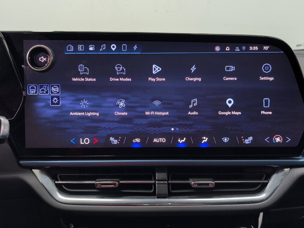 Used 2024 Chevrolet Equinox EV LT FWD image 19