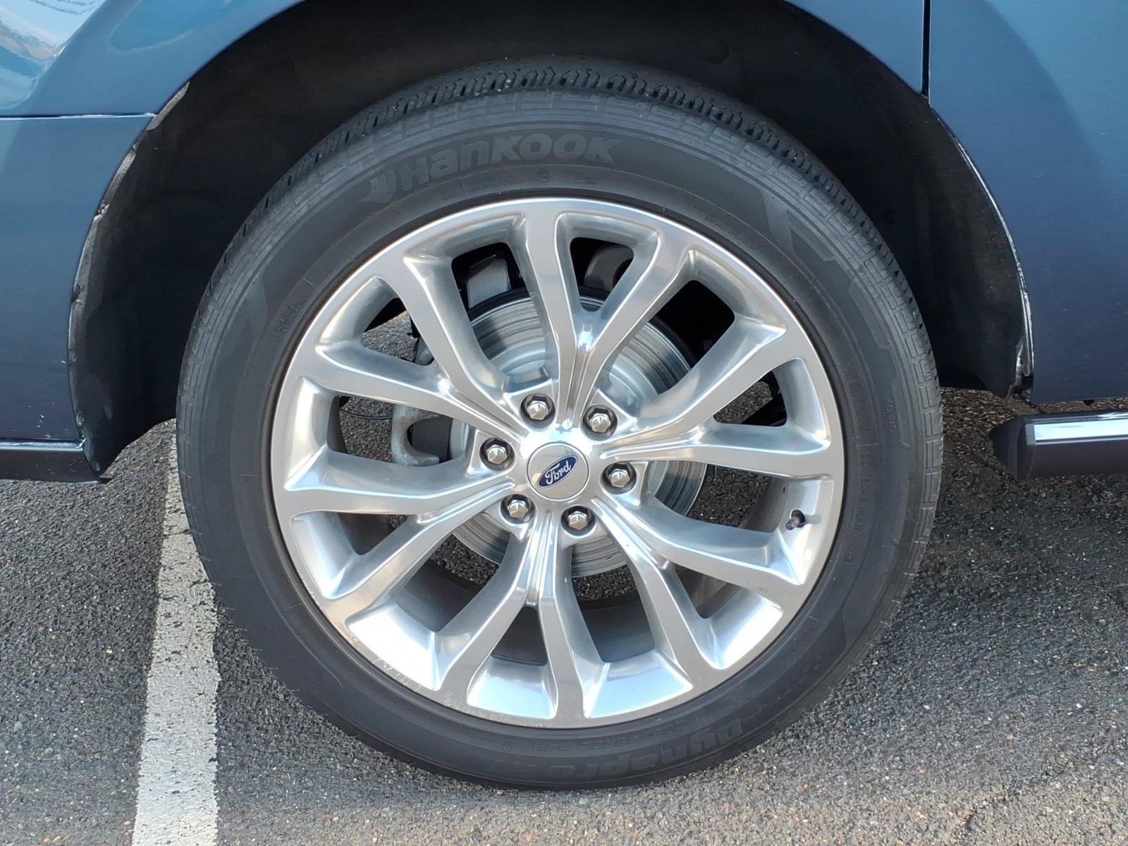 Certified 2019 Ford Expedition Max Limited w/ Equipment Group 302A AWD/4WD image 7