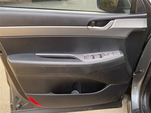 Used 2023 Hyundai Palisade SE image 13