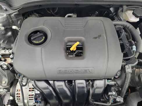 Used 2024 Kia Forte GT-Line image 30