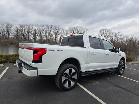 Used 2023 Ford F150 Lightning Platinum image 6