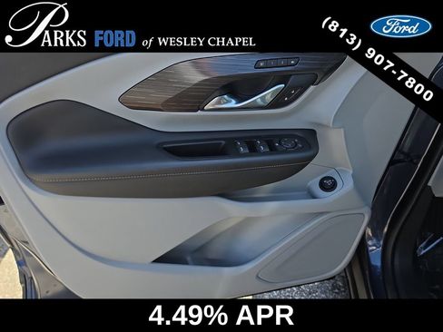 Used 2018 GMC Terrain SLT w/ Preferred Package FWD image 16