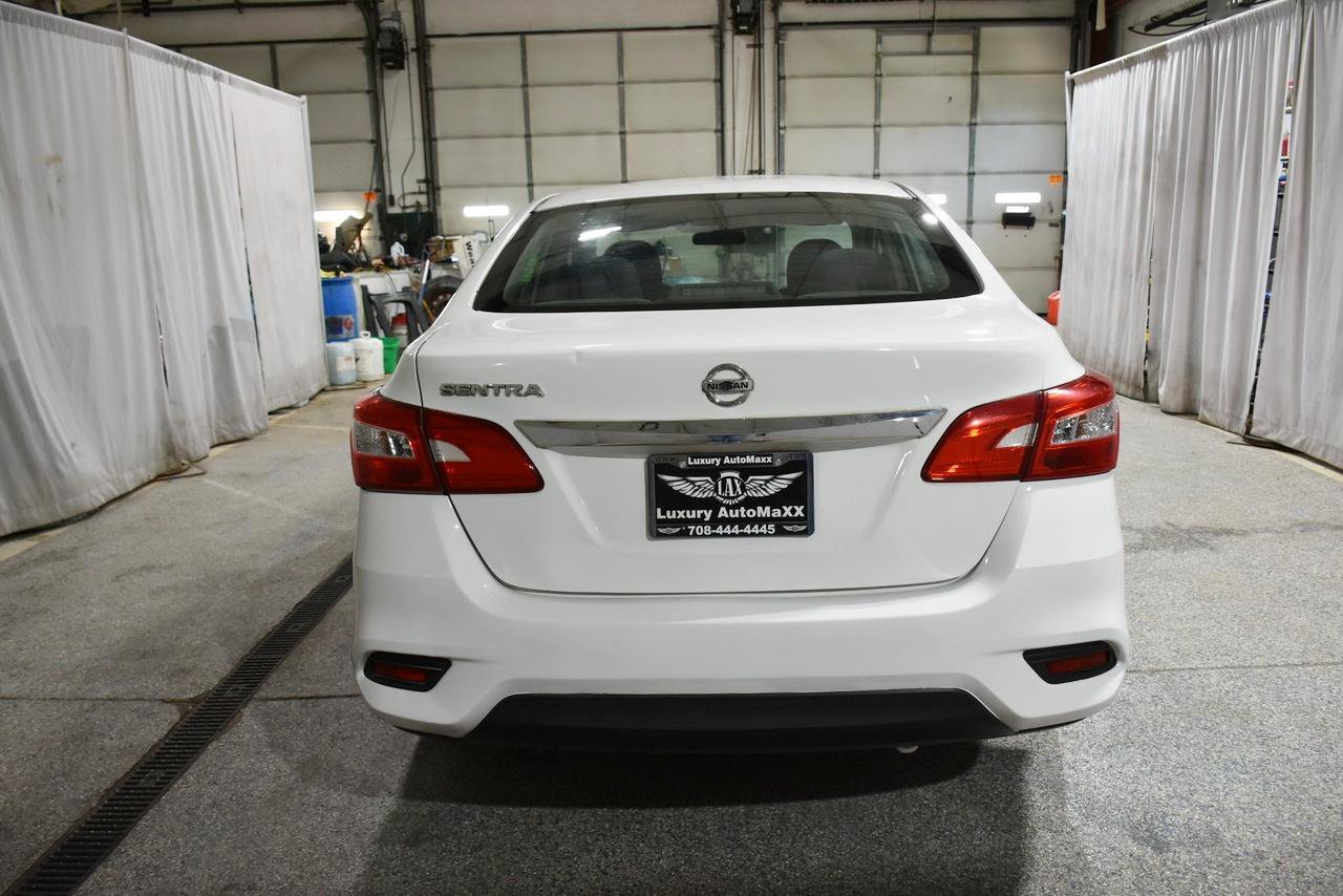 Used 2017 Nissan Sentra S FWD image 5