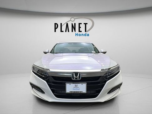 Certified 2018 Honda Accord Touring image 11