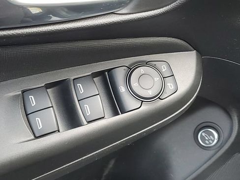 Used 2024 Buick Envista Avenir FWD image 17
