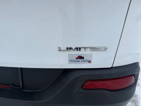 Used 2015 Jeep Cherokee Limited image 5