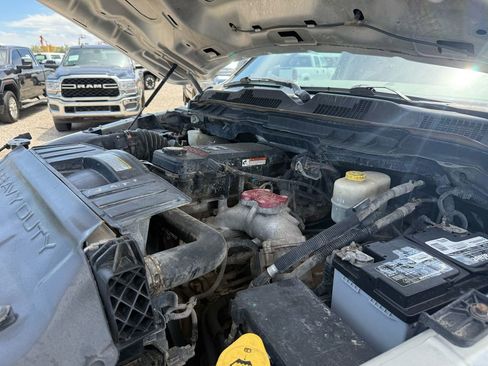 Used 2010 Dodge Ram 2500 Truck ST w/ ST Popular Equipment Group AWD/4WD image 38