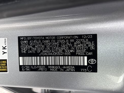 Used 2024 Toyota Prius LE image 5