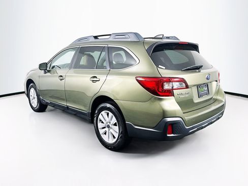 Used 2019 Subaru Outback 2.5i Premium image 5