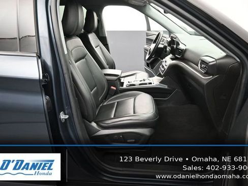 Used 2022 Ford Explorer XLT w/ Equipment Group 202A AWD/4WD image 44