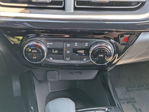 Used 2024 Chevrolet Trax RS w/ Driver Confidence Package image 15