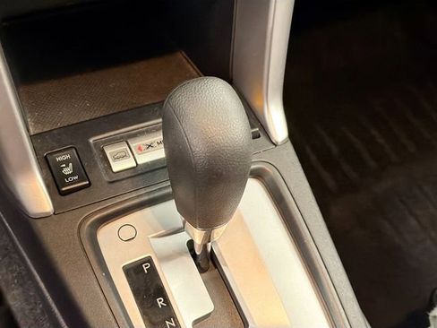 Used 2017 Subaru Forester 2.5i Premium w/ All-Weather Package image 16