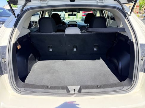 Used 2020 Subaru Crosstrek 2.0i AWD/4WD image 23