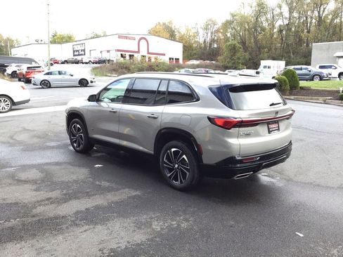 New 2026 Buick Enclave Sport Touring w/ Power Package image 5