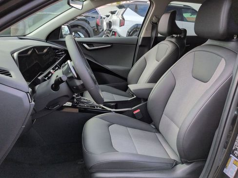 New 2026 Kia Niro EX FWD image 20