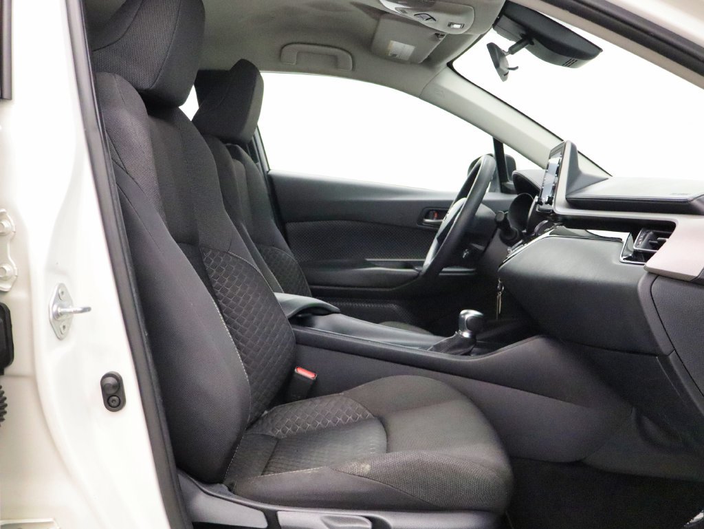 Used 2021 Toyota C-HR LE FWD image 23