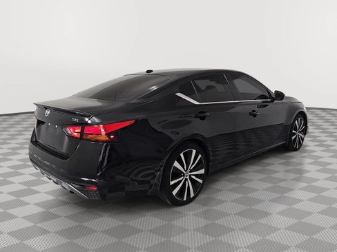 Used 2020 Nissan Altima 2.5 SR FWD image 8
