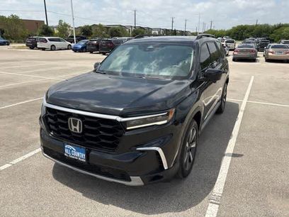 Used 2025 Honda Pilot Elite