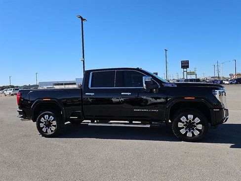 Used 2025 GMC Sierra 2500 Denali w/ Denali Reserve Package image 6