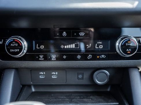 New 2026 Mitsubishi Outlander AWD image 23