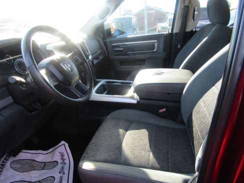 Used 2017 RAM 1500 Big Horn AWD/4WD image 11