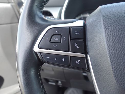 Used 2022 Toyota Highlander Platinum image 14