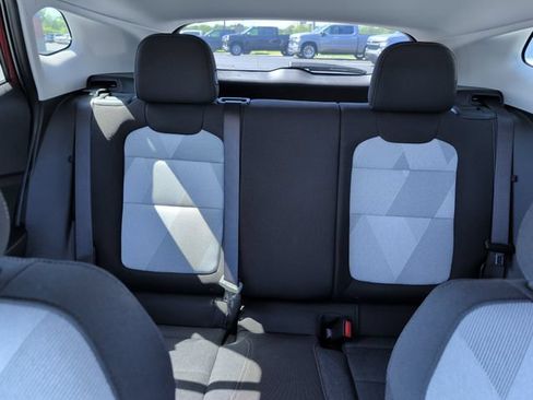 Used 2024 Chevrolet Trax LS w/ LS Convenience Package FWD image 27