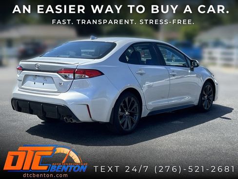 Used 2024 Toyota Corolla SE FWD image 3