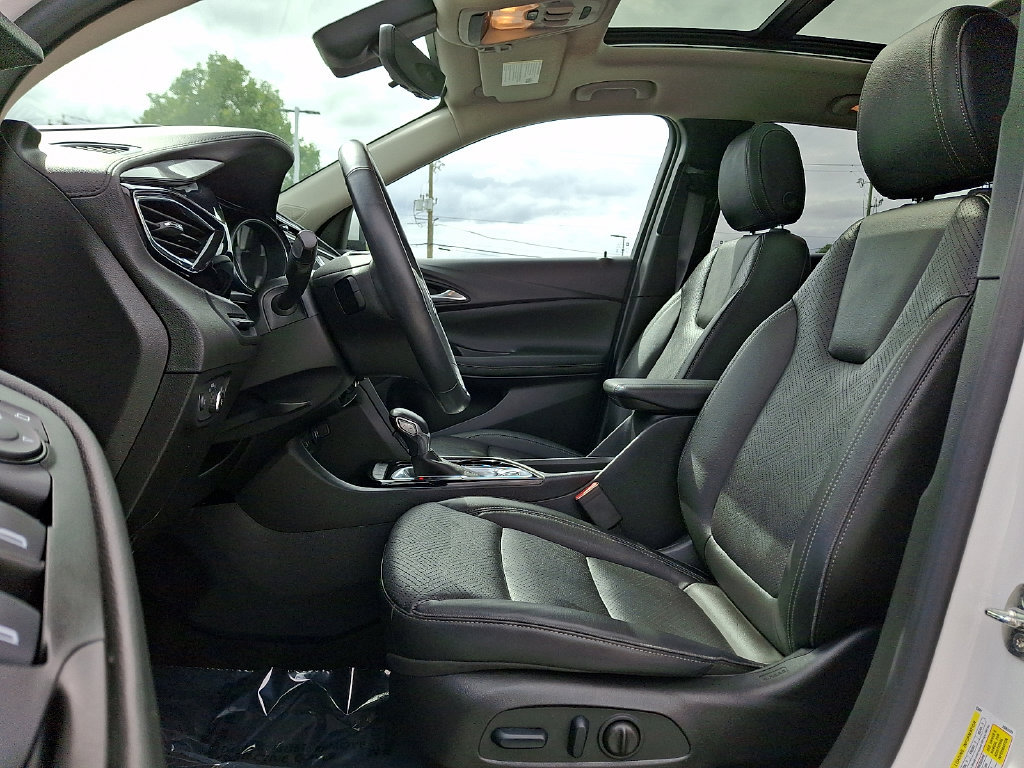 Certified 2023 Buick Encore GX Essence w/ Advanced Technology Package AWD/4WD image 13