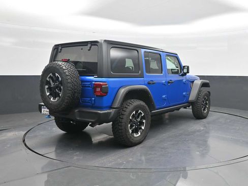 Used 2024 Jeep Wrangler Unlimited Rubicon 4xe AWD/4WD image 7