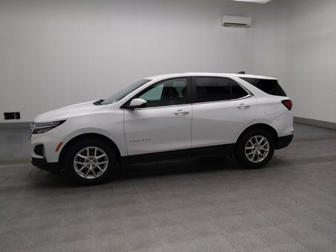 Used 2022 Chevrolet Equinox LT FWD image 2