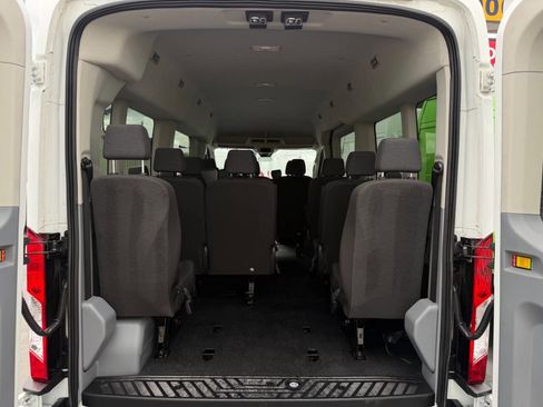 Used 2019 Ford Transit 350 XLT RWD image 25