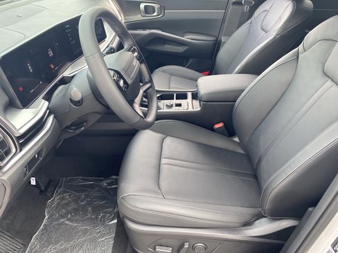 New 2026 Kia Sorento S w/ S Panoramic Sunroof Package image 17