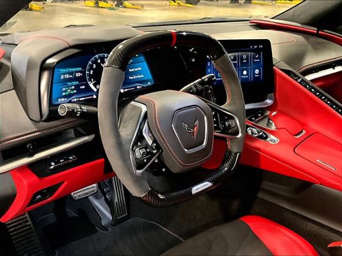 Used 2024 Chevrolet Corvette Z06 image 8