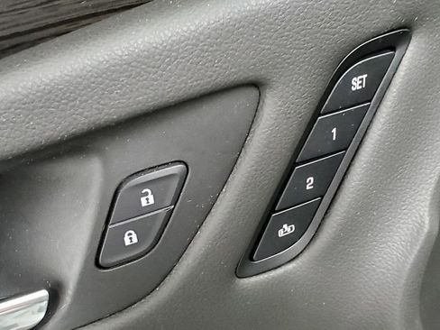 Used 2018 Buick Envision Essence image 26