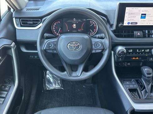 Used 2024 Toyota RAV4 XLE FWD image 13