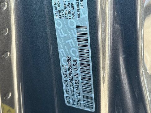 Used 2023 Jeep Wrangler Unlimited Rubicon 4xe AWD/4WD image 35